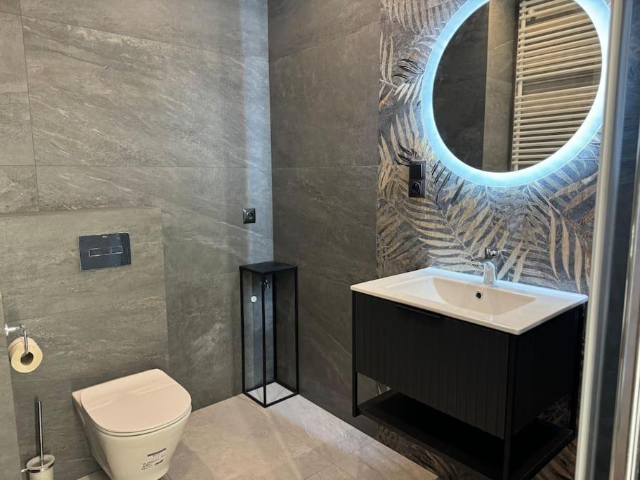 Sowia Z Garazem Podziemnym, Nowy Apartament